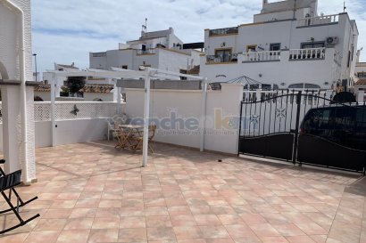 Återförsäljning - Quatro -
Orihuela Costa - Los Altos