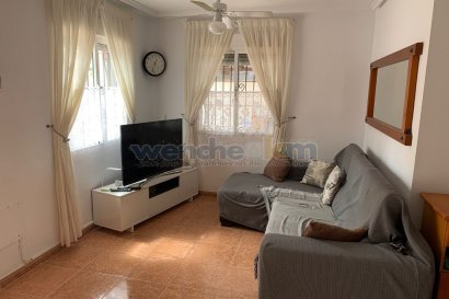 Återförsäljning - Quatro -
Orihuela Costa - Los Altos