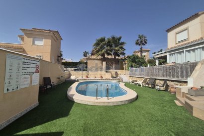 Videresalg - terraced -
San Miguel de Salinas