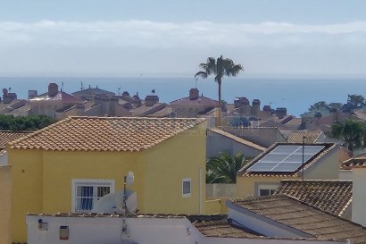 Videresalg - Quatro -
Orihuela Costa - La Florida