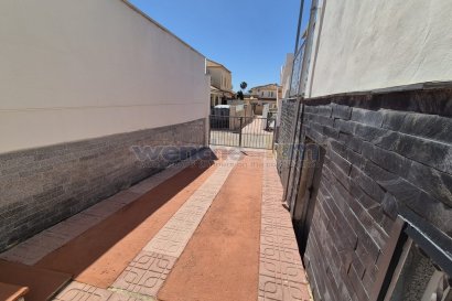 Videresalg - Quatro -
Orihuela Costa - La Florida