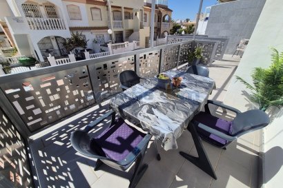 Videresalg - Quatro -
Orihuela Costa - La Florida