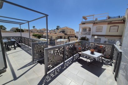 Videresalg - Quatro -
Orihuela Costa - La Florida