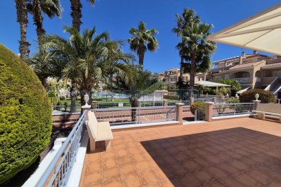 Resale - Duplex -
Orihuela Costa - Playa Flamenca