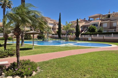 Resale - Duplex -
Orihuela Costa - Playa Flamenca