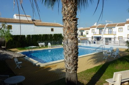 Wiederverkauf - bungalow -
Orihuela Costa - Los Altos
