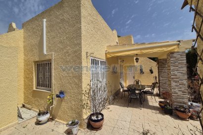 Resale - Semi-Detached -
Orihuela Costa - Los Balcones