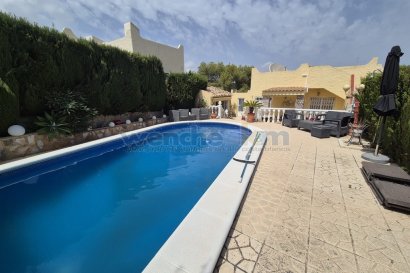 Resale - Semi-Detached -
Orihuela Costa - Los Balcones