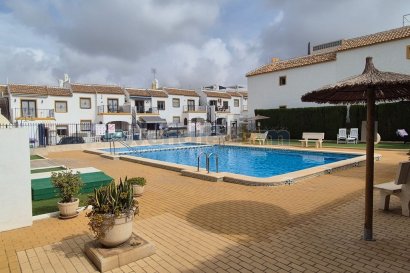 Återförsäljning - bungalow -
Orihuela Costa - Los Altos