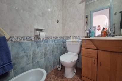 Resale - bungalow -
Orihuela Costa - Los Altos