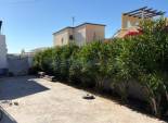 Wiederverkauf - Freistehende Villa -
Torrevieja - La Siesta - El Salado -  Torreta