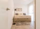 Neue Gebäude - Bungalow-Apartment -
Torrevieja
