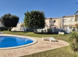 Resale - bungalow -
Orihuela Costa - La Florida