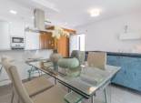 Neue Gebäude - Bungalow-Apartment -
Torrevieja