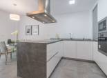 Neue Gebäude - Bungalow-Apartment -
Torrevieja