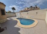 Resale - Detached Villa -
Orihuela Costa - La Florida
