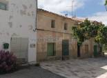 Resale - Detached Villa -
La Romana