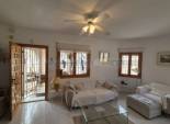 Resale - Detached Villa -
Orihuela Costa - La Florida